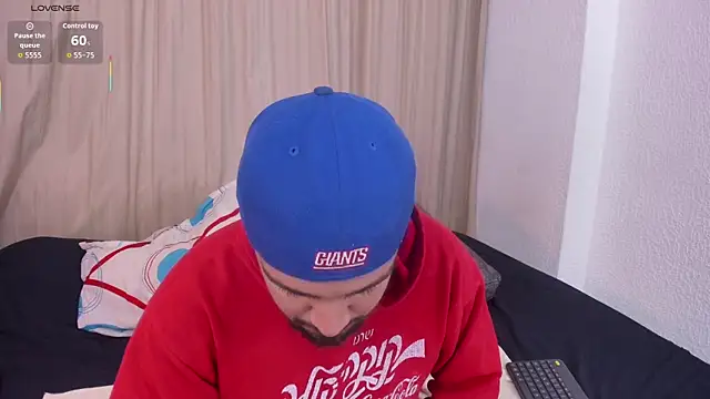 max_ed Webcam Show