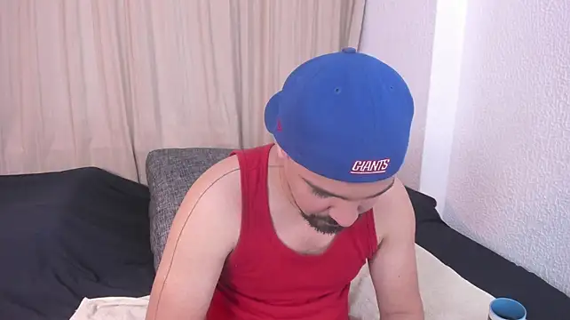 max_ed Show Webcam