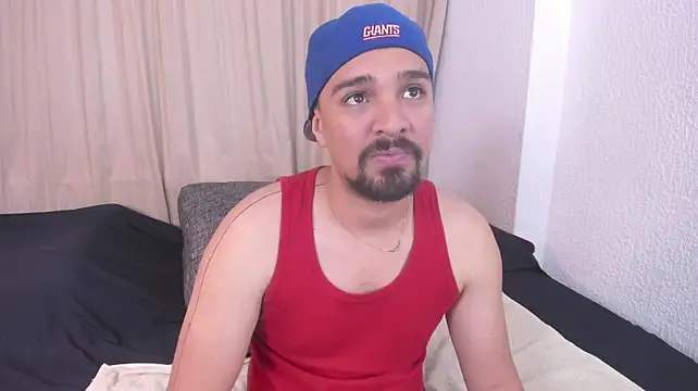 max_ed Adlı Modelin Web Kamerası Şovu