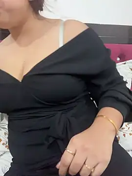 yourmoni001's Webcam Show