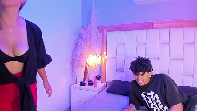 Amy_and_Alex's Webcam Show