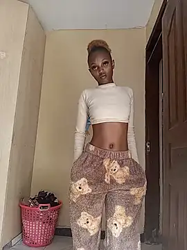 SaInTsUgAr's Live XXX Chat