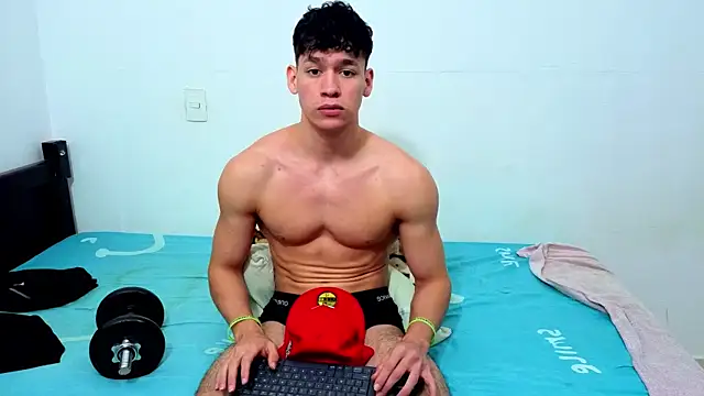 Luke_Muscle's Webcam Show