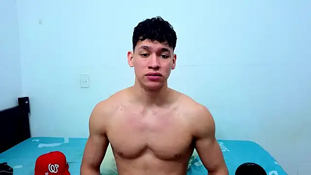 Luke_Muscle's Webcam Show