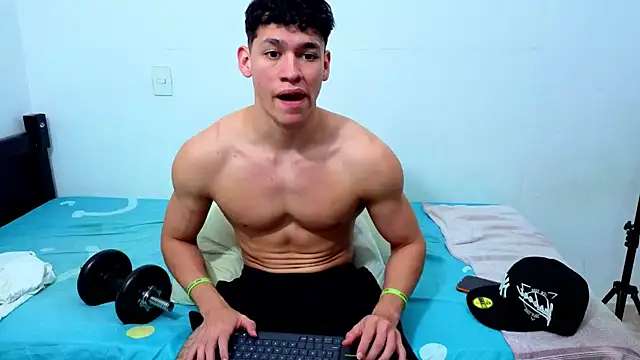 Luke_Muscle 网络视讯表演
