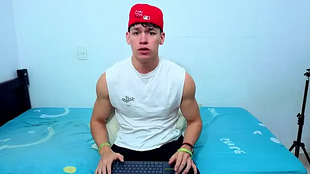 Luke_Muscle Webcam-Show