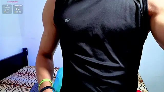 Luke_Muscle Pertunjukan Webcam