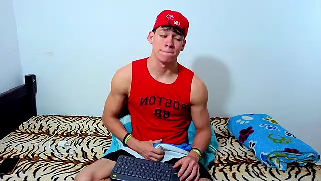 Luke_Muscle Pertunjukan Webcam