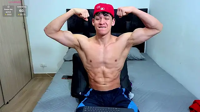 Luke_Muscle Pertunjukan Webcam