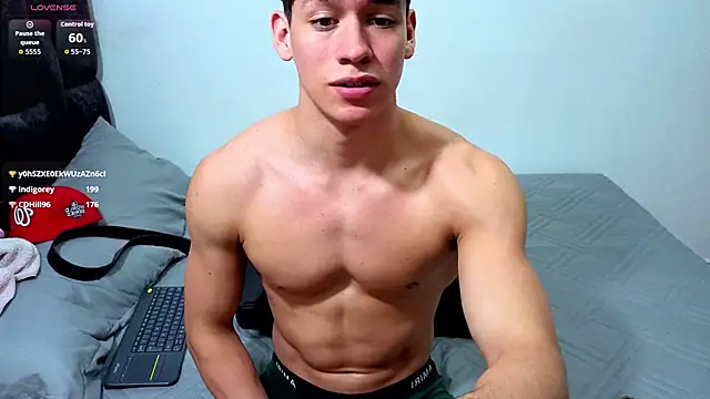 Luke_Muscle – Kamerová šou