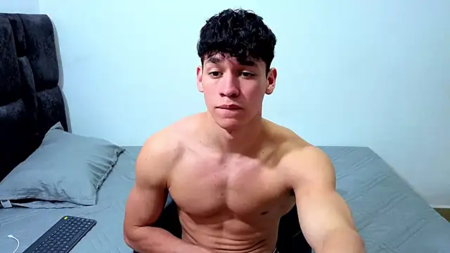 Luke_Muscle Webcam-Show
