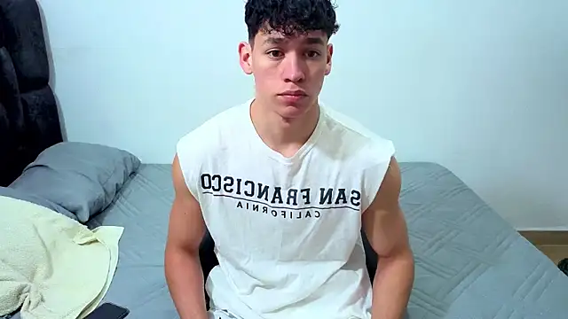 Luke_Muscle webcam show