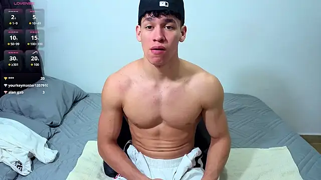 Luke_Muscle Adlı Modelin Web Kamerası Şovu