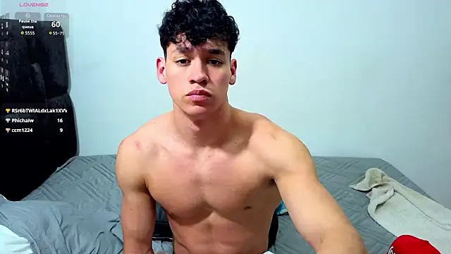 Luke_Muscle webkamerás műsora