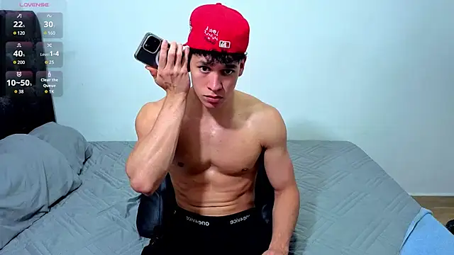Luke_Muscle Adlı Modelin Web Kamerası Şovu