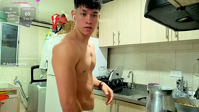 Luke_Muscleのウェブカメラショー