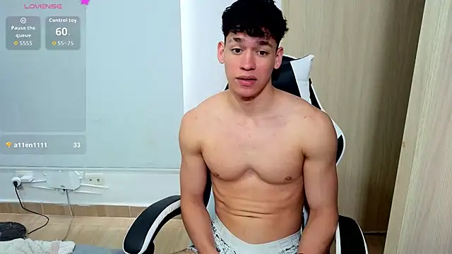 Luke_Muscleのウェブカメラショー