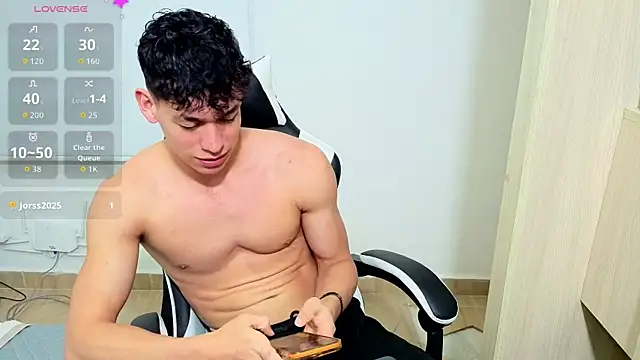 Luke_Muscle's Webcam Show