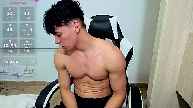 Luke_Muscle webkamerás műsora