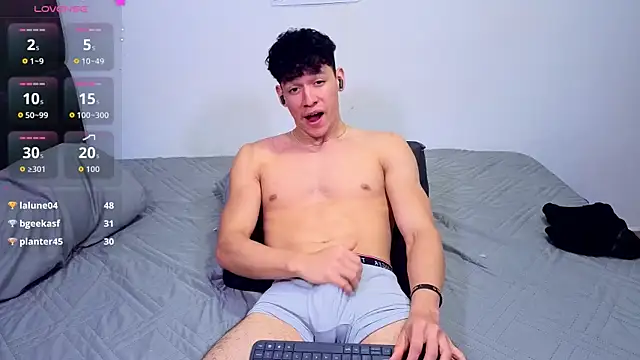 Luke_Muscle ওয়েবক্যাম শো