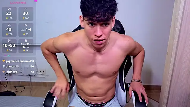 Luke_Muscle's Webcam Show