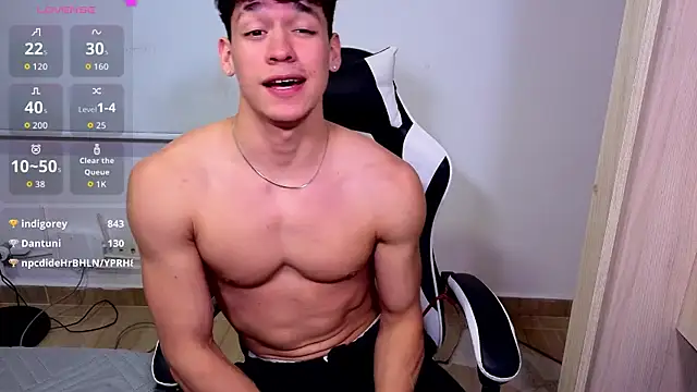 הופעת וובקאם של Luke_Muscle