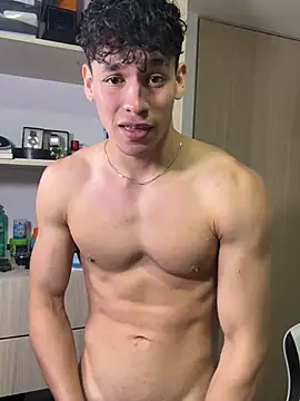 Luke_Muscle Pertunjukan Webcam