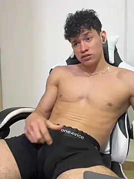 Luke_Muscle 网络视讯表演