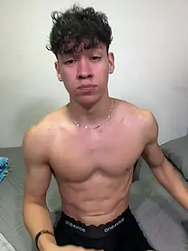 Luke_Muscleのウェブカメラショー