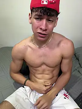 Luke_Muscleのウェブカメラショー