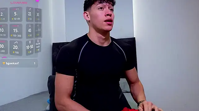 Luke_Muscle's Webcam Show