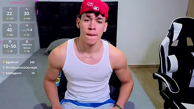 Pokazy przed kamerką – Luke_Muscle