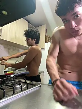 Luke_Muscleのウェブカメラショー