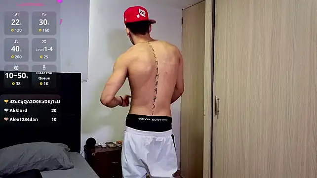 Luke_Muscle: вебкам-шоу