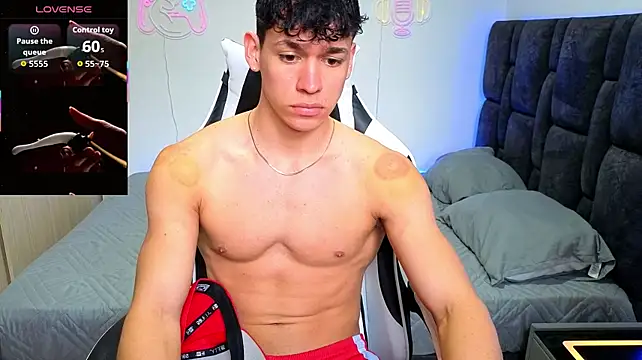 Luke_Muscle 在線直播表演
