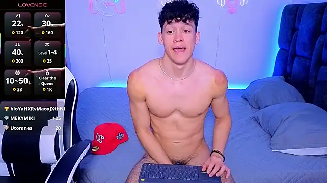 Luke_Muscle Adlı Modelin Web Kamerası Şovu