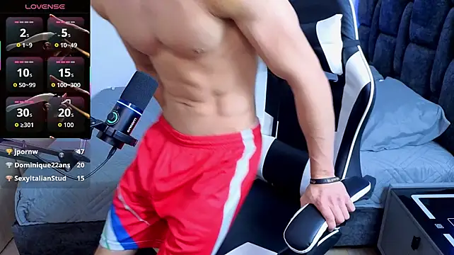 Luke_Muscle Adlı Modelin Web Kamerası Şovu