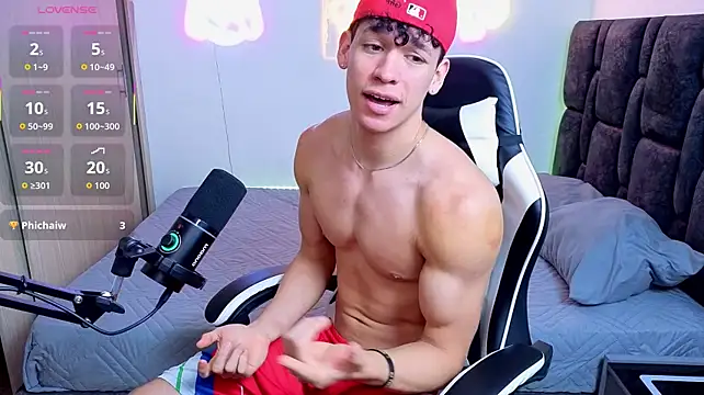 Luke_Muscle 网络视讯表演