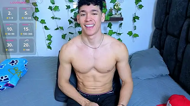 Luke_Muscle 网络视讯表演