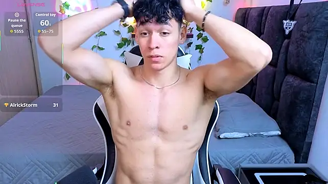 عرض كام Luke_Muscle