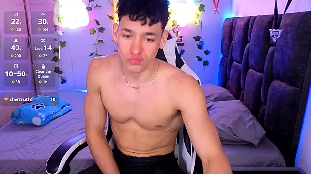 Luke_Musclen Webbikameraesitys