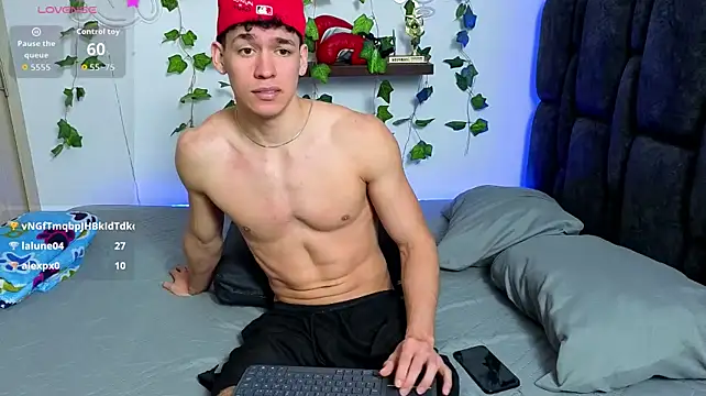 Luke_Muscle 在線直播表演
