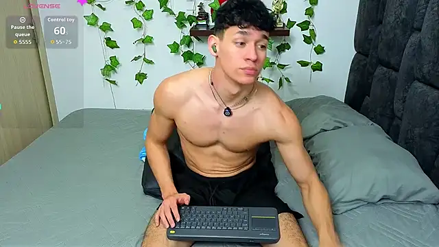 Вебкам-шоу Luke_Muscle