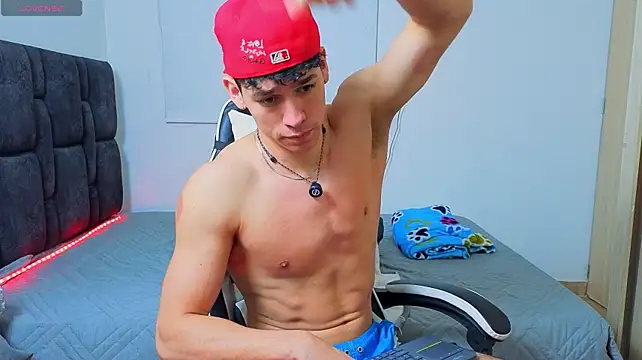 Luke_Muscle: вебкам-шоу