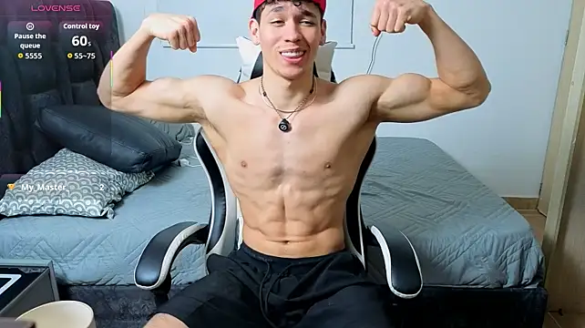 Luke_Muscle Pertunjukan Webcam