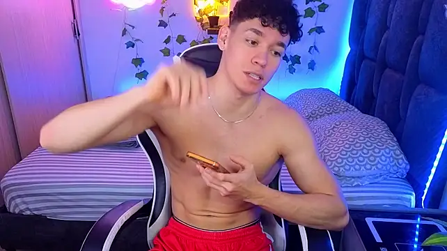 Luke_Muscle Webcamshow
