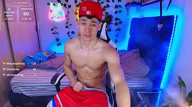 Luke_Muscle Webcam Show