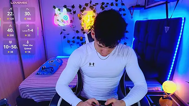 Luke_Muscle Adlı Modelin Web Kamerası Şovu