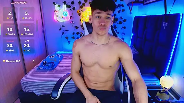 Luke_Muscle Pertunjukan Webcam