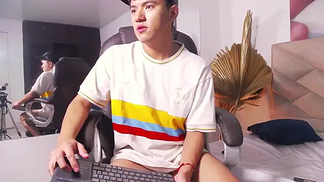 IsakGrantn Webbikameraesitys